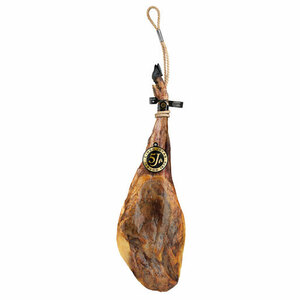 <p>Cinco Jotas 100% Ibérico ham is the star product of our house, made from pure-bred Iberian pigs reared in the wild. We select the finest pieces to delight the most demanding palates.</p>